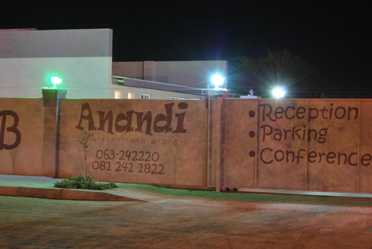 Anandi Guesthouse Mariental Eksteriør bilde