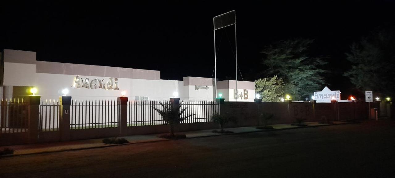 Anandi Guesthouse Mariental Eksteriør bilde