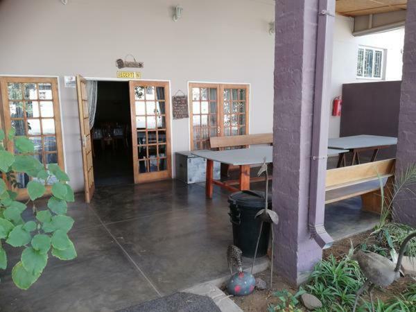 Anandi Guesthouse Mariental Eksteriør bilde