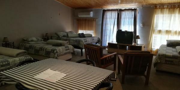 Anandi Guesthouse Mariental Eksteriør bilde