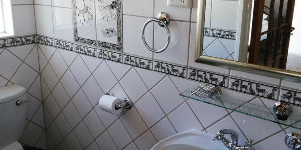 Anandi Guesthouse Mariental Eksteriør bilde