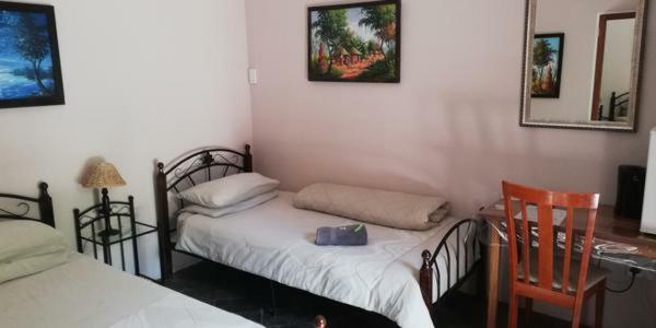 Anandi Guesthouse Mariental Eksteriør bilde